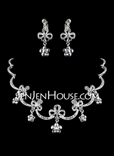 Fantastic Ladies Pearl Necklace and Earrings Jewelry Set(011006358)