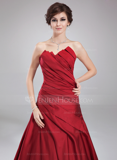 Ball-Gown Scalloped Neck Chapel Train Satin Quinceanera Dress With Ruffle (021020668)