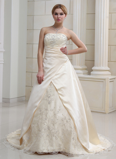 A-Line/Princess Sweetheart Court Train Organza Satin Wedding Dress With Embroidery Beadwork (002011585)