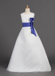 A-Lijn/Prinses Ronde Hals Vloerlengte Organza Satin Bloemenmeisjes Jurk met Sash (010005810)