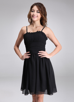 A-Line/Princess Sweetheart Knee-Length Chiffon Homecoming Dress With Ruffle (022021136)
