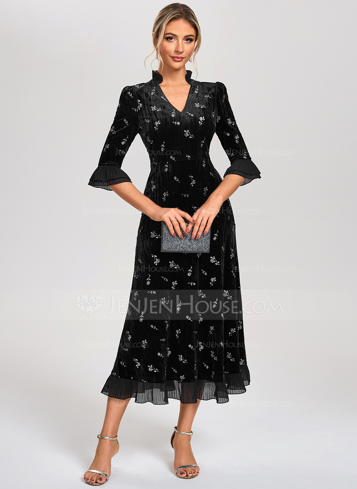 A-line V-Neck Tea-Length Velvet Cocktail Dress With Embroidered 
