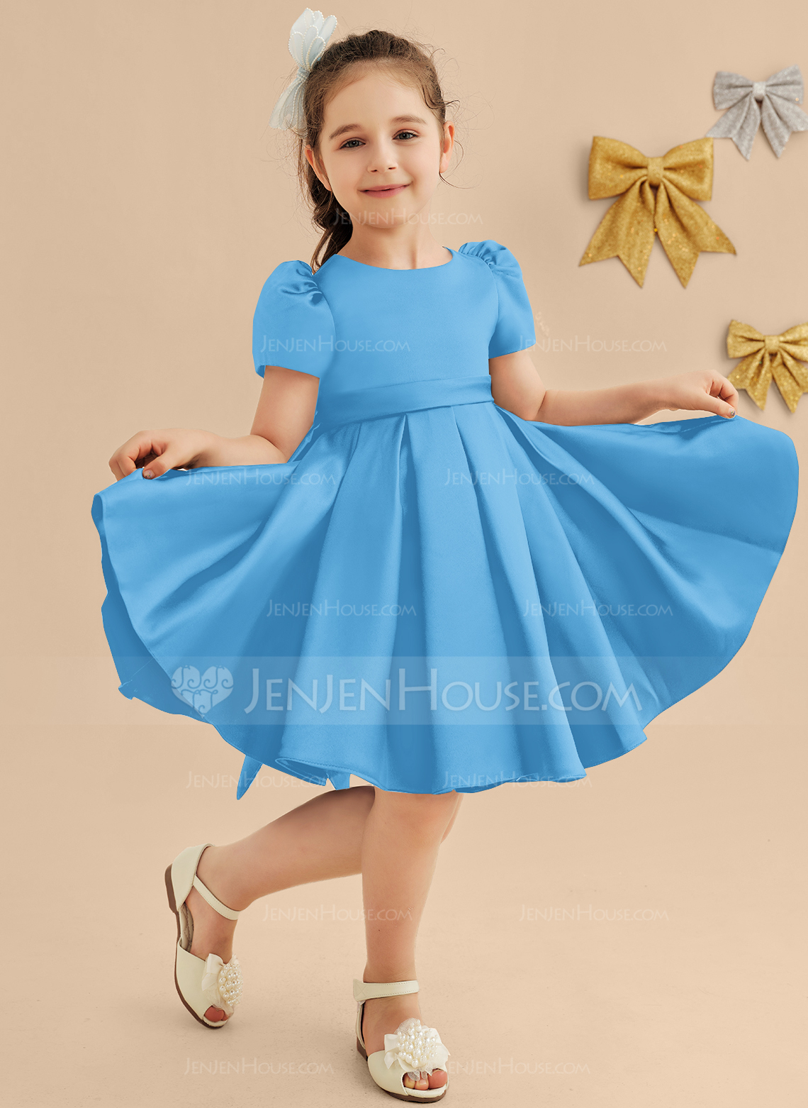 A-line Scoop Knee-Length Satin Flower Girl Dress 