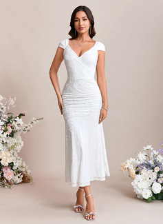 Trumpet/Mermaid V-Neck Tea-Length Velvet Wedding Dress With Ruched 