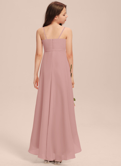 A-linja v-kaula epäsymmetrinen sifonki nuorten morsiusneito mekko jossa laskeutuva röyhelö 