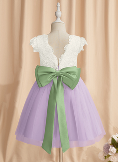 A-line Scoop Knee-Length Tulle Lace Flower Girl Dress With Sash Bow 