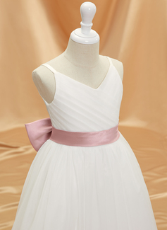 A-line kjole V-hals Gulvlengde Tyll Sateng Brudepikekjole barn med Bånd 