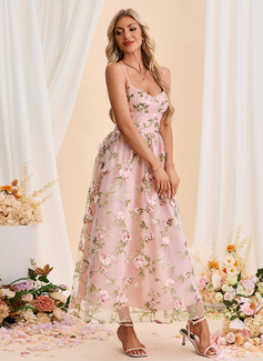 Embroidered Sweetheart Spaghetti Straps A-line Organza Maxi Dress 
