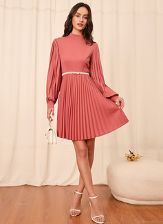 Høyhalser Lange ermer Elegant A-line kjole Polyester Mini Motekjoler 