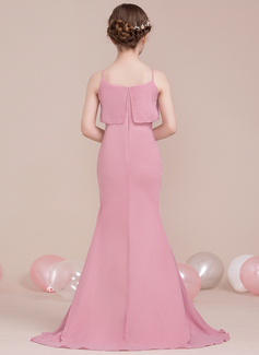 Trompet/Havfrue Firkantet hals Sweep/Børste train Chiffon Brudepikekjole ungdom med Brusende Volanger 