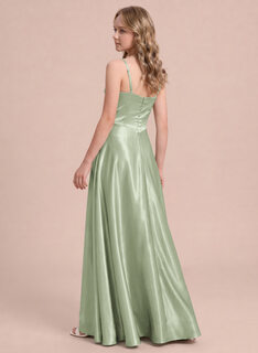 Robe trapèze avec plis en satin stretch