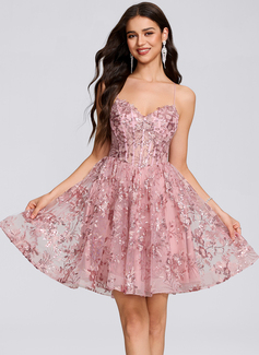 A-line V-Neck Short Lace Homecoming Dress With Sequins 