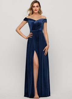 Jurk maximum van fluwelen met off-the-shoulder strapless plooirok