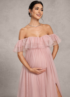 A-line Off the Shoulder Sweep Train Tulle Maternity Dresses With Ruffle 