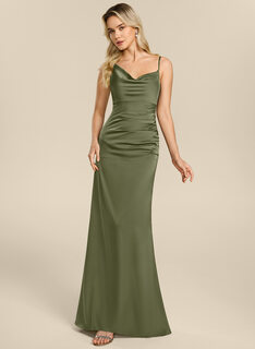 Robe sirène à col bénitier avec fronces en satin mat