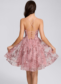 A-line V-Neck Short Lace Homecoming Dress With Sequins 