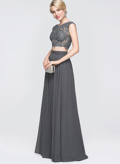 Kjole i Blonder med paljetter