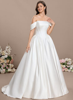Robe princesse à épaules dénudées bustier multipositions en mousseline