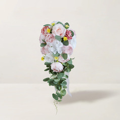 Keinotekoinen hääkukat vesiputous silkki kukka ruusut morsiamen kukkakimppuihin 