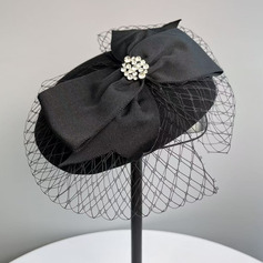 Damen Elegant Winter Strass Schleife Schleier Wollen besondere Anlässe Baskenmütze Hut mit Clip Elastische Kordel 