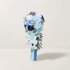 Keinotekoinen hääkukat vesiputous silkki kukka ruusut morsiamen kukkakimppuihin 