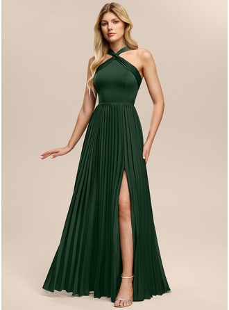 Halter Sleeveless Pleated Dress