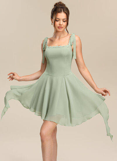U-Neck Appliques Lace Chiffon Dress