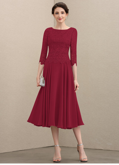 Corte em a renda vestido