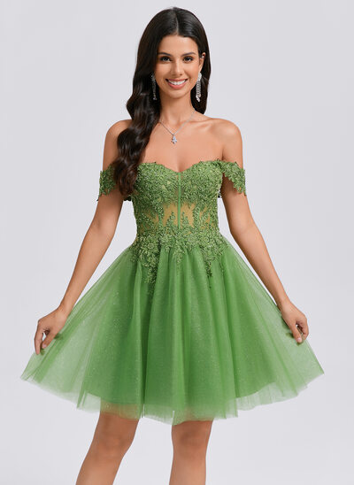 Vestido linha-a sem ombros curto tule vestido de formatura com lantejoulas beading apliques de renda 